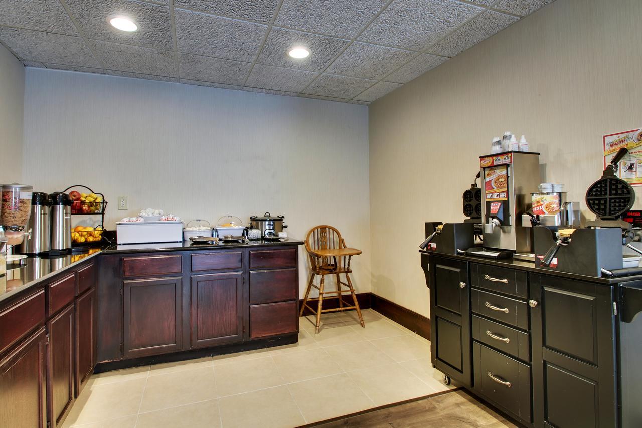 Greenfield Inn & Suites Owensboro, Ky Airport Екстер'єр фото